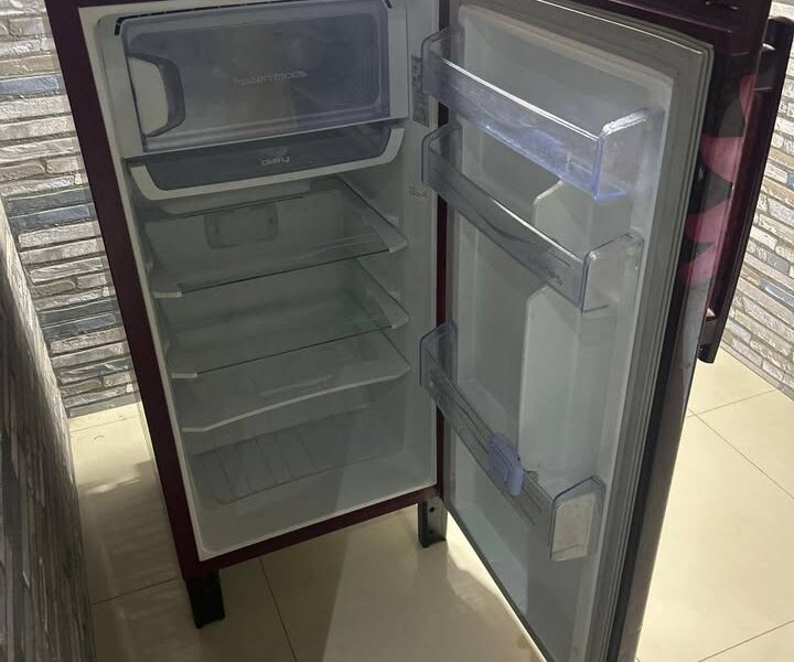 Refrigerator