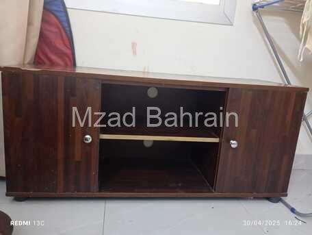BHD 15, TV Stand Wooden Table