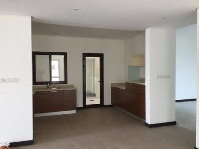 BHD 600, Corner Villa In Al Nour Neighborhood
