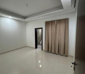 BHD 500, Luxurious & Spacious Villa In Al-Hidd