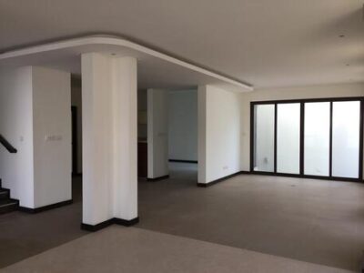 BHD 600, Corner Villa In Al Nour Neighborhood