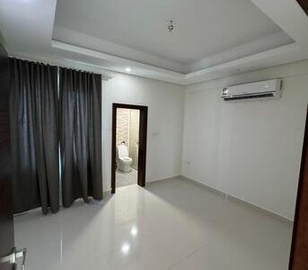 BHD 500, Luxurious & Spacious Villa In Al-Hidd