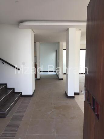 BHD 600, Corner Villa In Al Nour Neighborhood