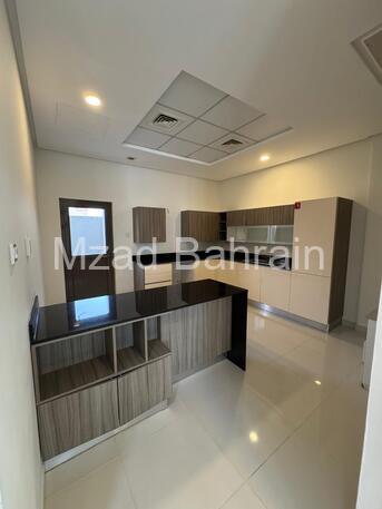 BHD 500, Luxurious & Spacious Villa In Al-Hidd