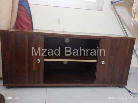 BHD 15, TV Stand Wooden Table