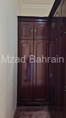 BHD 70, Wooden Wardrobe Very Excellent Condition