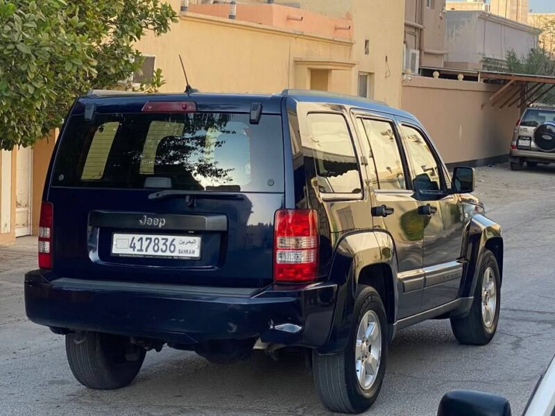 جيب شروكي 2012