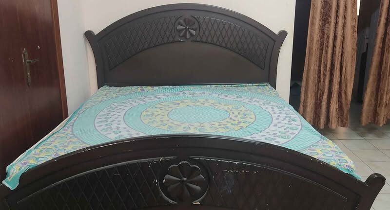 Queen size bed for sale with mattress