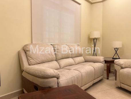 BHD 245, EXCELLENT 3 SEATER SOFA COMFORTABLE VERY LESS USE 2 MONTH ONLY IN SHOP PRICE 395