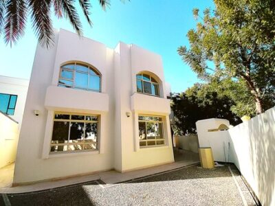 BHD 1000, 400 Sq. Meter, Semi Furnished 5 BHK Luxury Garden Villa For Rent In Tubli