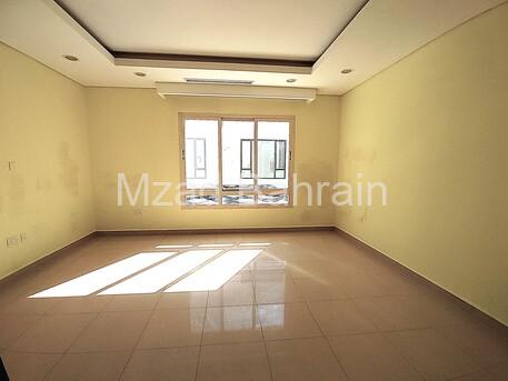 BHD 1000, 400 Sq. Meter, Semi Furnished 5 BHK Luxury Garden Villa For Rent In Tubli
