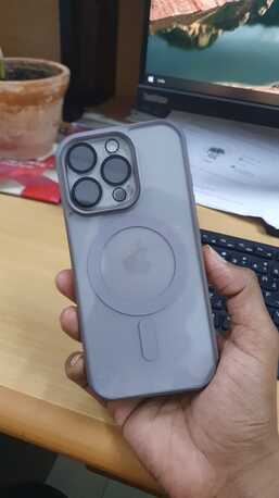 Iphone 16 Pro Slightly Used