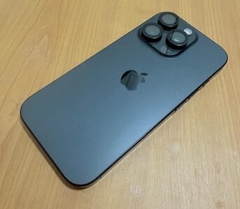 Apple IPhone 16 Pro