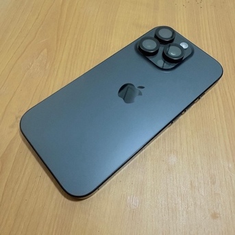 Apple IPhone 16 Pro