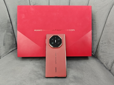 Huawei Mate XT Ultimate Design 3 Fold Premium Special Edition