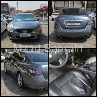 Nissan Maxima