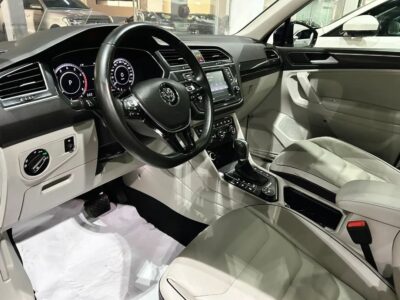 Volkswagen Tiguan SEL, 2017, Automatic