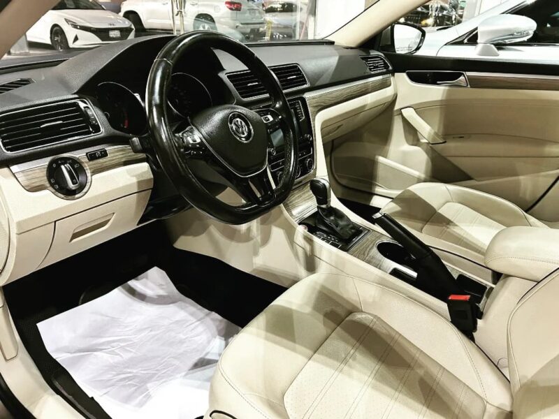 Volkswagen Passat SEL Full Option, 2017, Automatic