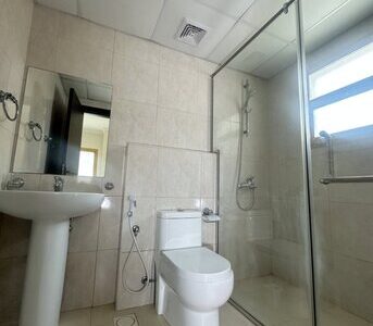 Modern Flat For Rent In Busaiteen