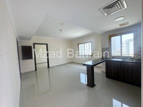 Modern Flat For Rent In Busaiteen