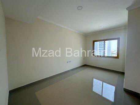Modern Flat For Rent In Busaiteen